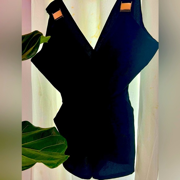 ALLY Black Romper Gold Buckle Shoulder Playsuit Sz 6 - Picture 1 of 2